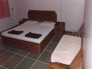 Hotel Indrayani Alandi Exterior foto